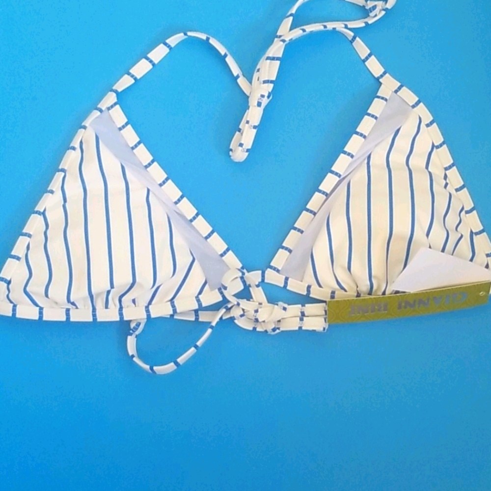 COPY - Gianni Bini Triangle Bikini Top…